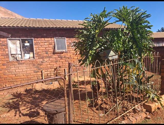 2 BEDROOM HOUSE FOR SALE IN SOSHANGUVE SOUTH